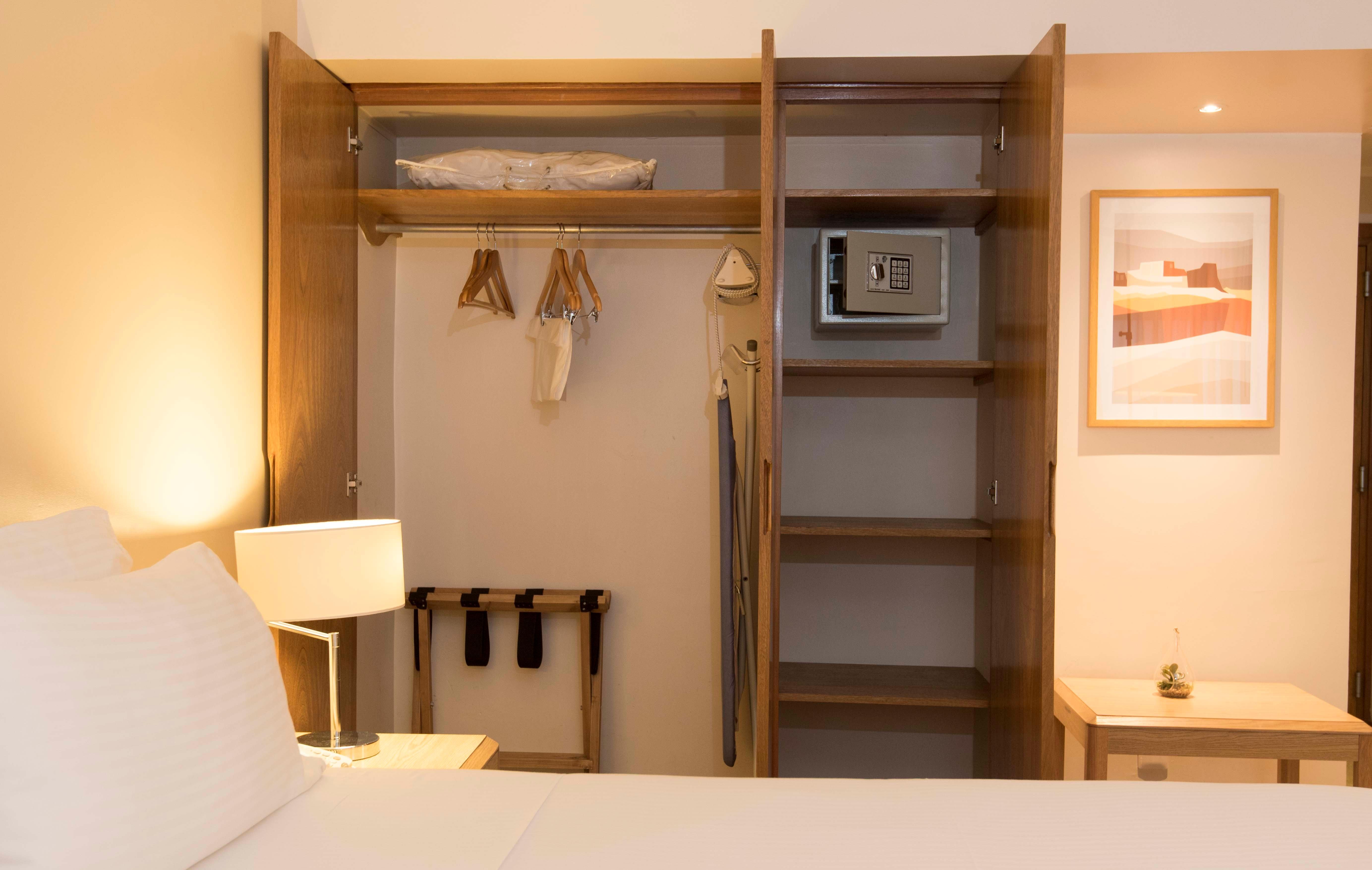 Holiday Inn Montevideo By Ihg Экстерьер фото