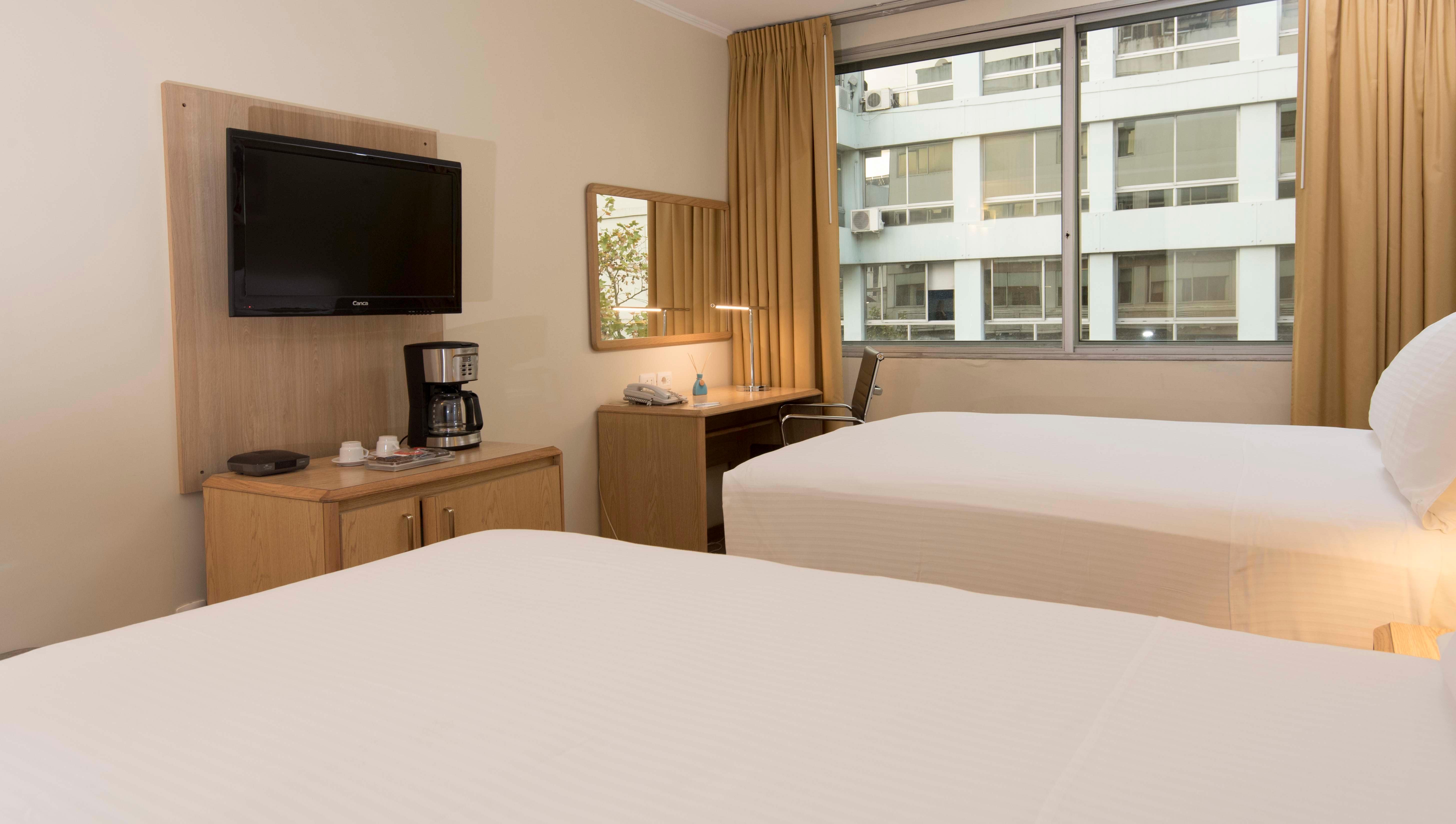 Holiday Inn Montevideo By Ihg Экстерьер фото